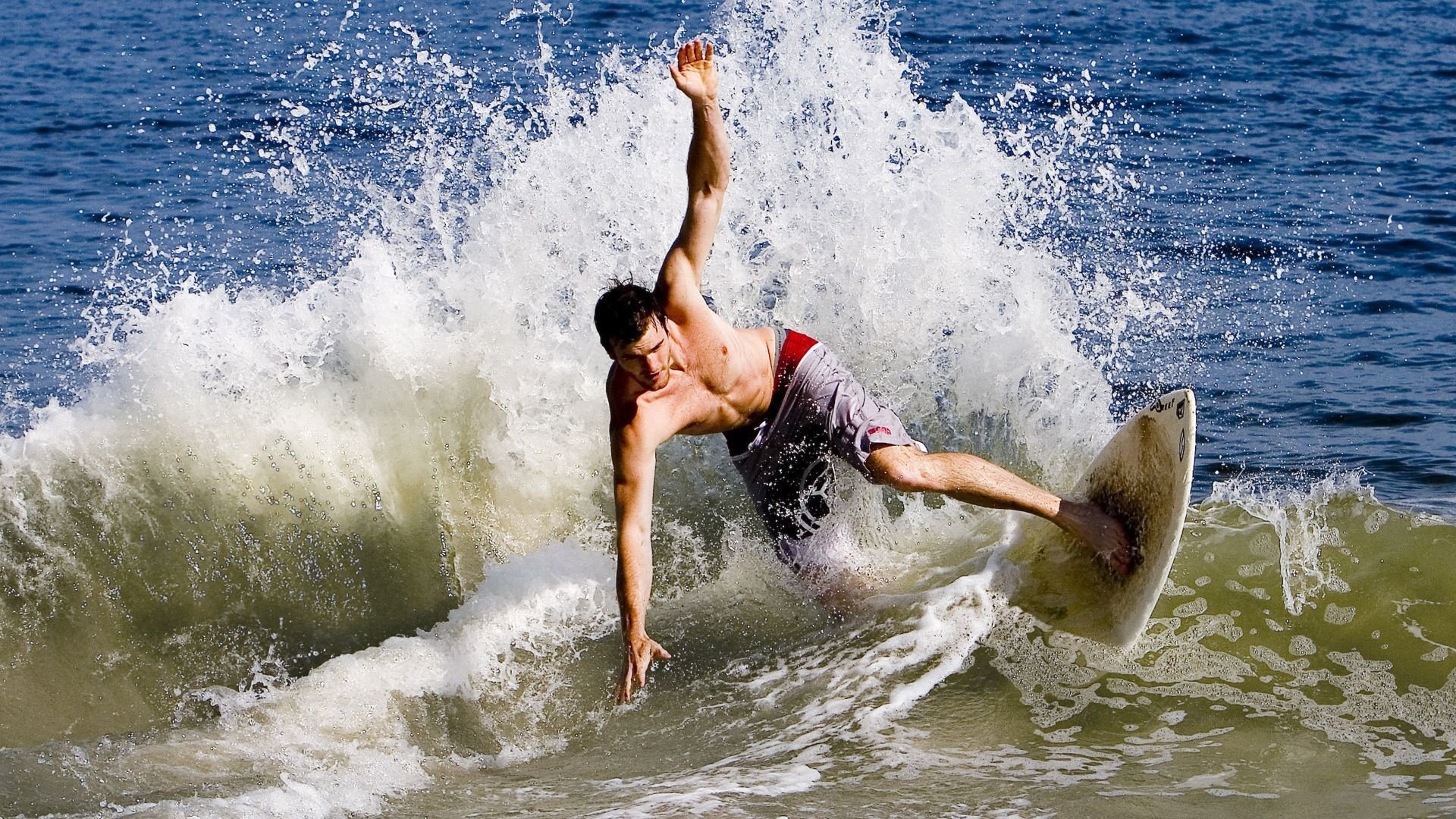 欧冠半决赛之夜，切特完成里程碑，一场定义传奇的比赛