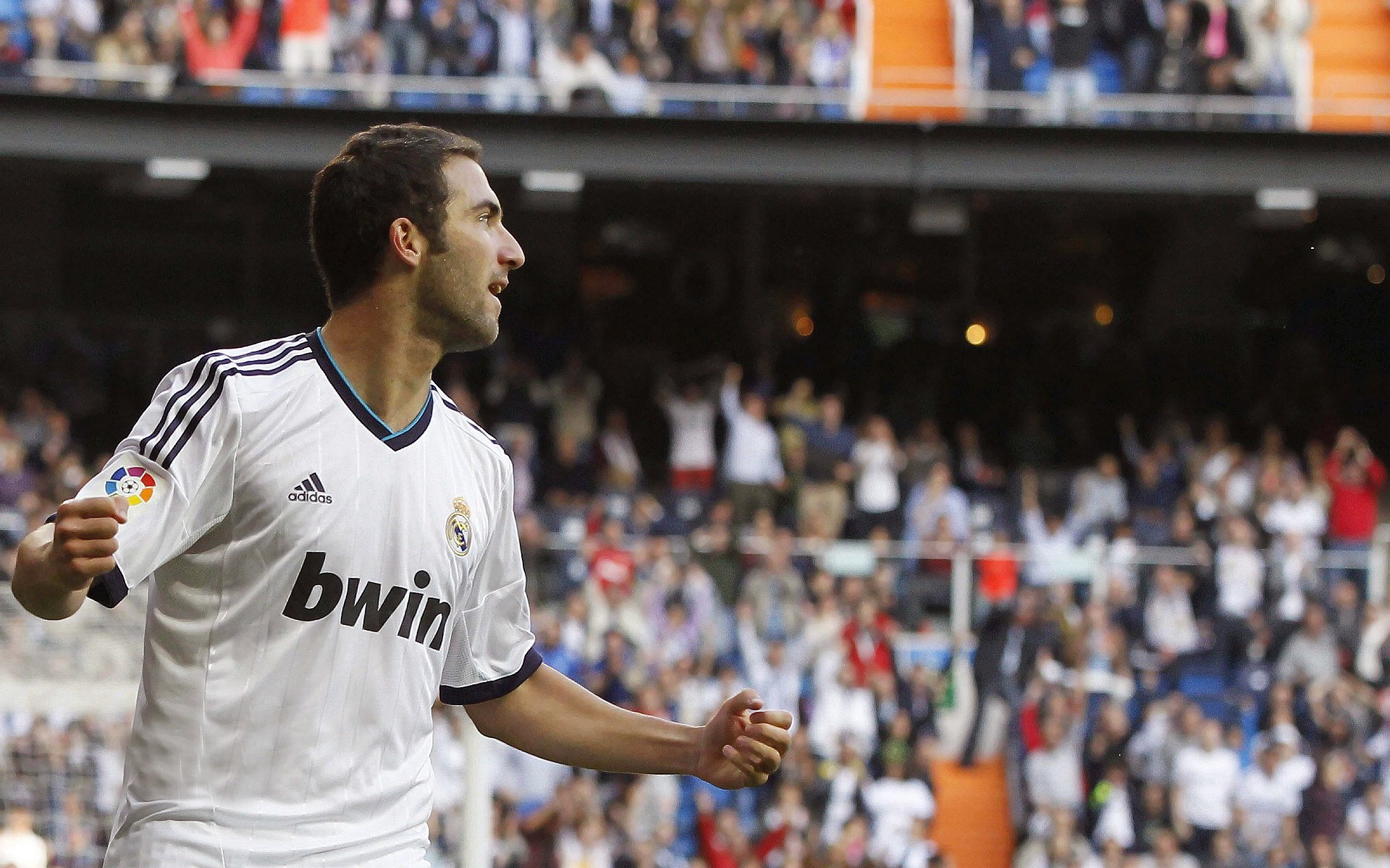 当东方雄狮遇上汽车城铁壁，杰伦·格林如何以一己之力重写广东队vs活塞的叙事逻辑