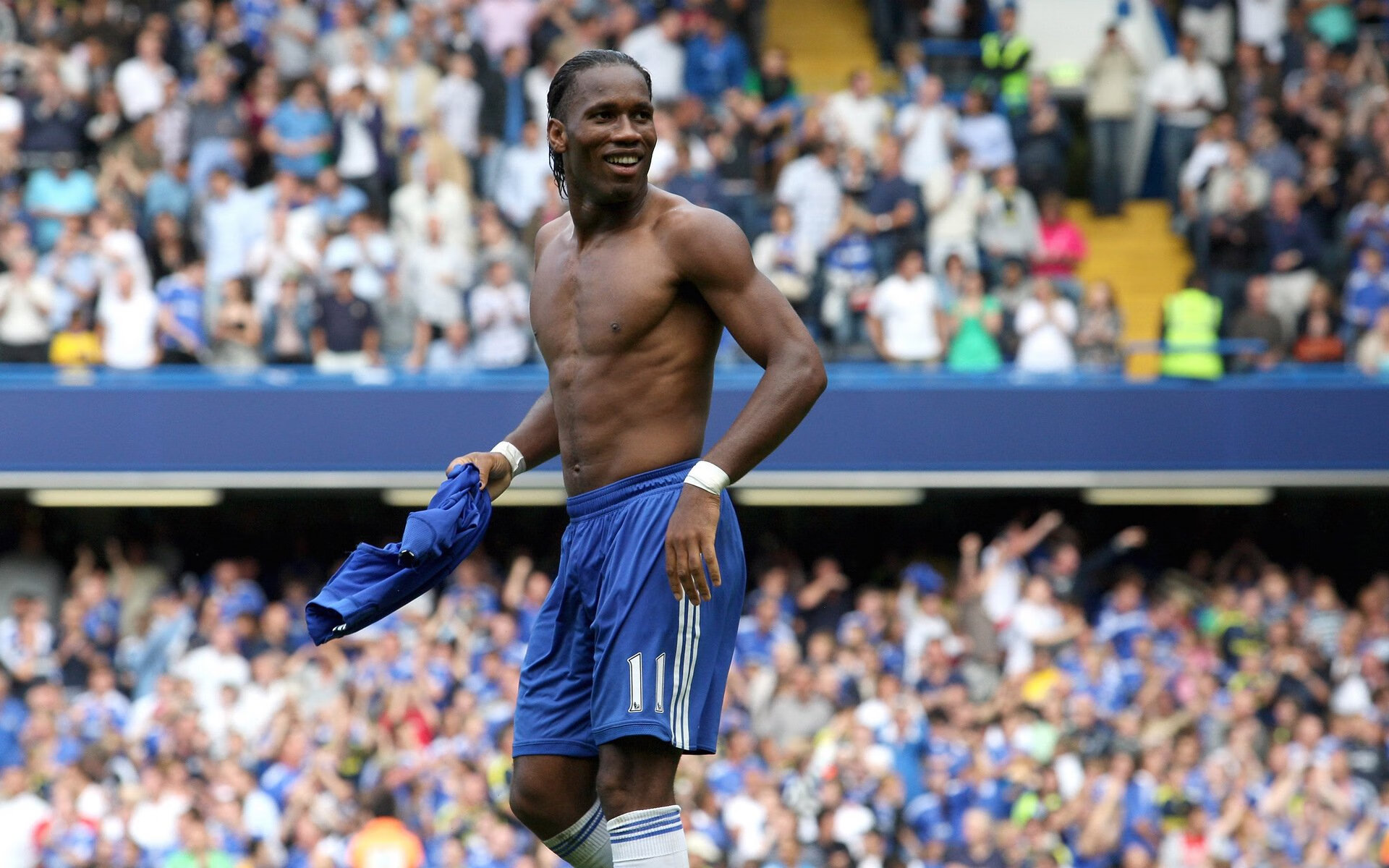 伊布状态火热难掩团队光芒，摩洛哥碾压英格兰背后的足球哲学启示