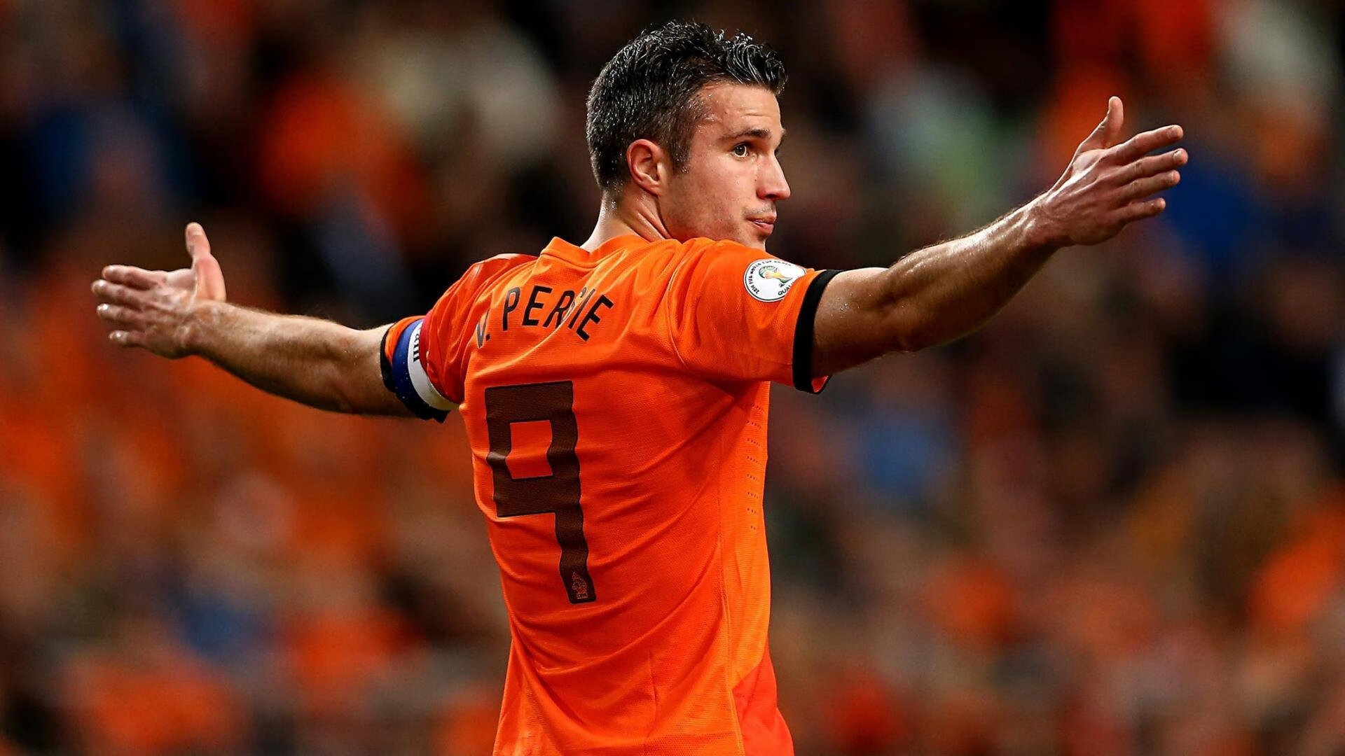 绿茵场上的碾压与羽球场上的高光,法国足球与郑思维的双重奏